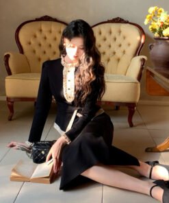 Alternative view of fashionable ladies black small fragrance suit skirt 8006