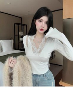 Deep V-neck lace stitching white knitted base shirt women's | 9018